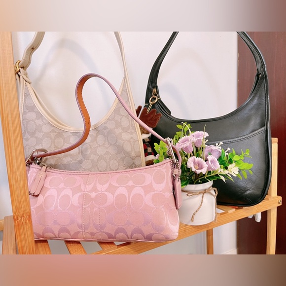 ❌SOLD FACEBOOK❌ Authentic Vintage Y2K Coach baby pink 6371 purse 🌸 - Picture 1 of 11